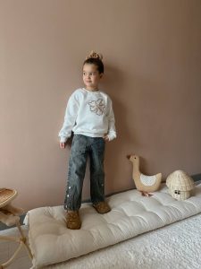 ÇİÇEK NAKIŞLI KOT PANTOLONLU 2 Lİ TARZ TAKIM