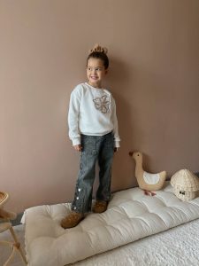 ÇİÇEK NAKIŞLI KOT PANTOLONLU 2 Lİ TARZ TAKIM